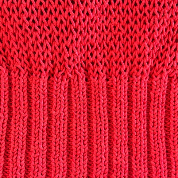 Zara Bright Red Sleeveless V-Neck Knit Tank - Picture 4 of 4